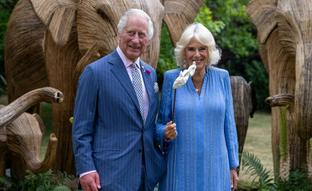 «Camilla es una mujer mayor que nunca ha trabajado y lo está haciendo bien»: hablamos con Lady Colin Campbell sobre la reina consorte de Inglaterra