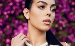 Manicura blanca: las uñas que vuelve a poner de moda Georgina Rodríguez