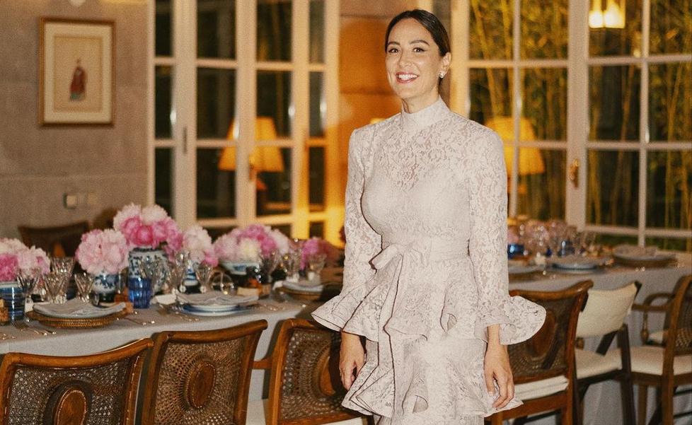 Todos los looks de Tamara Falcó en su boda: de los vestidos de novia al camisón o las sandalias planas de la fiesta