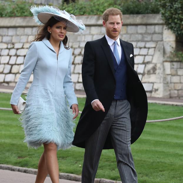 Sophie Winkleman y el príncipe Harry, en la boda de Lady Gabriella Windsor. 