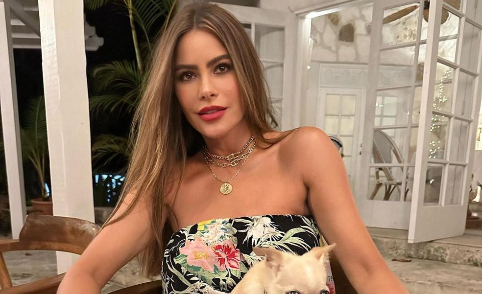 Los siete looks de Sofia Vergara para cada día de la semana: conjuntos de verano, looks de playa y vestidos para lucir durante las vacaciones