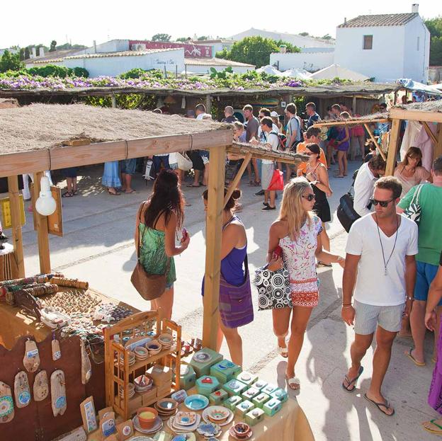 Mercadillo hippie de La Mola, Formentera