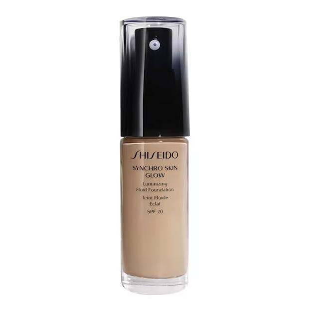 Base de maquillaje Synchro Skin Glow de Shiseido.