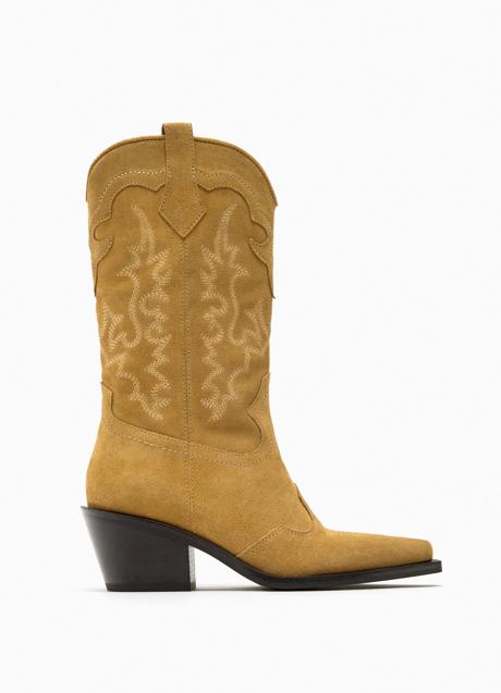 Botas de serraje de Zara (89,95 euros)