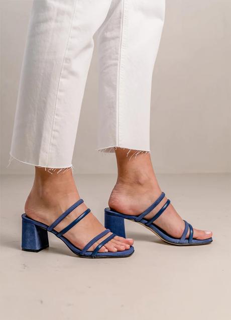 Mules azules de Bryan Stepwise, 41,95 euros.