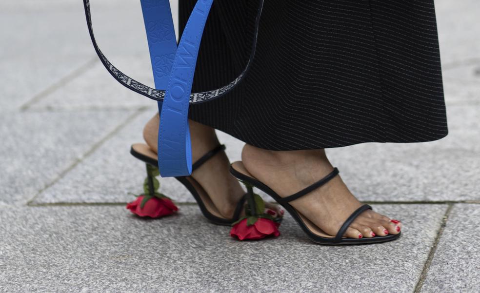 Sandalias con tacón cómodo con las que podrás caminar, correr y bailar toda la noche