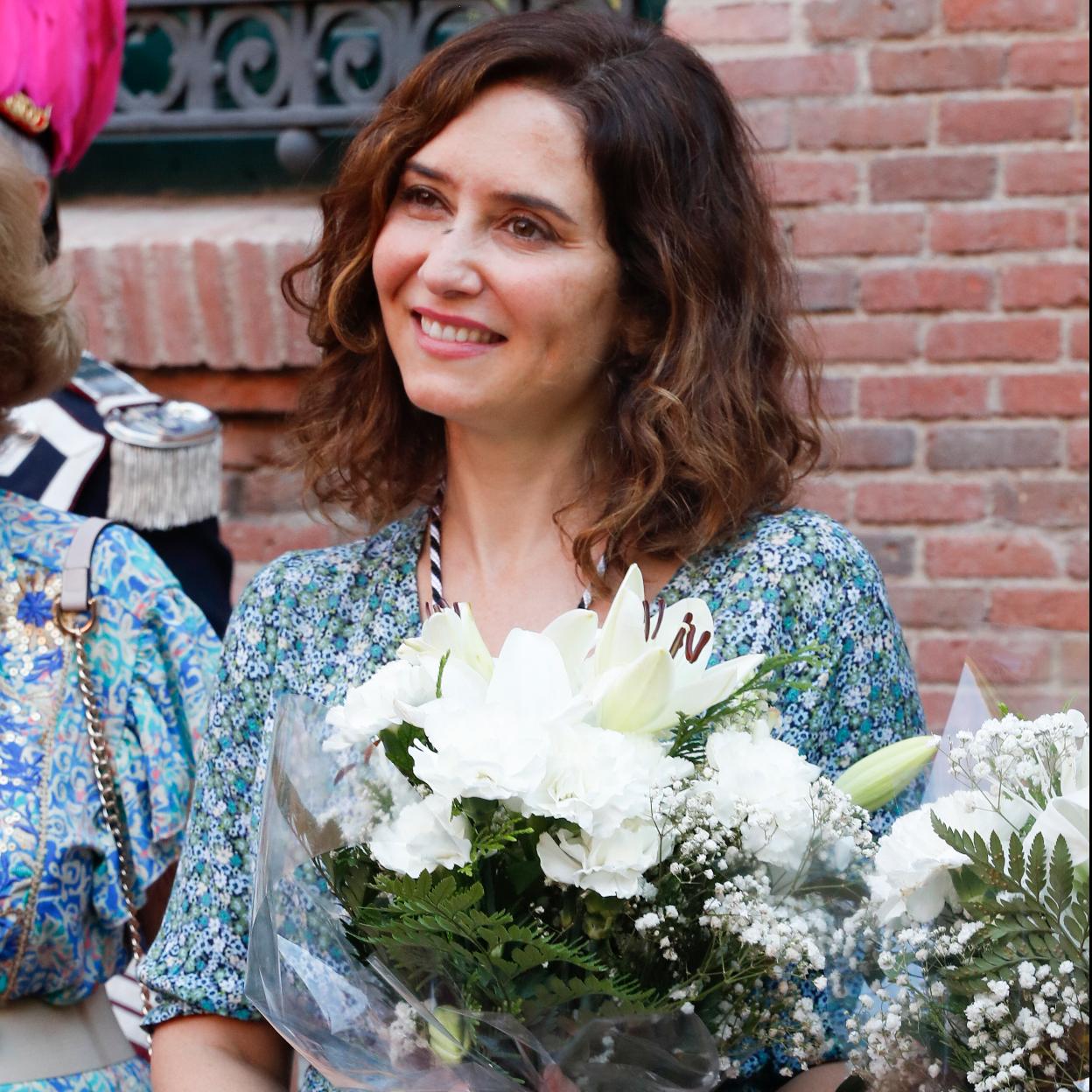 Isabel Díaz Ayuso durante la entrega de premios Palomas de Bronce/gtres