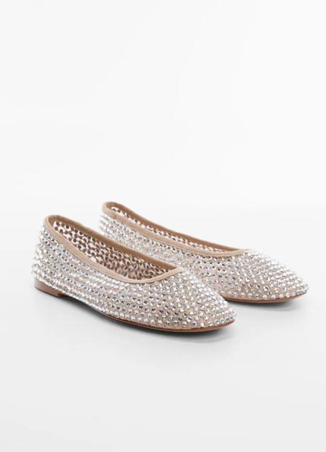 Bailarina con strass de Mango, 49,99 euros.