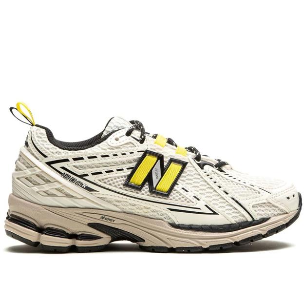 New Balance x Ganni 1906R «White» sneakers, 608 euros.