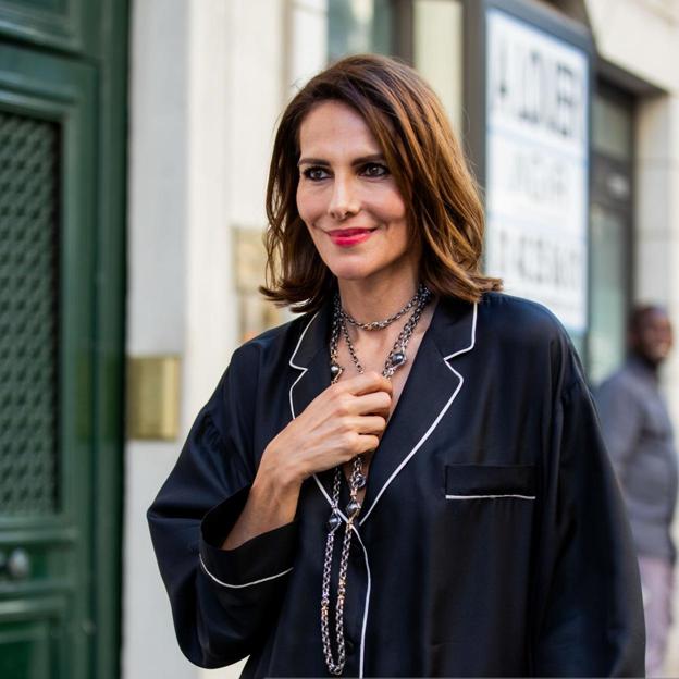 Este look básico de Adriana Abascal es toda la inspiración que necesitas ahora y el resto del otoño