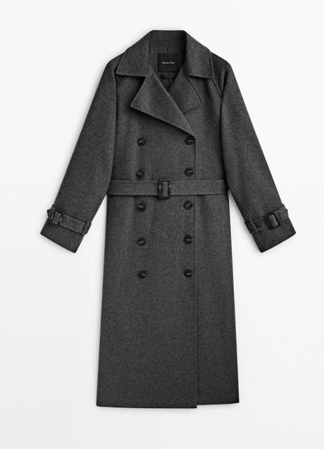 Trench con doble botonadura de Massimo Dutti (249 euros)