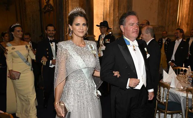 De Mary de Dinamarca a Victoria y Magdalena, todas las invitadas a la cena de gala del Jubileo de Oro del rey Carlos XVI Gustavo