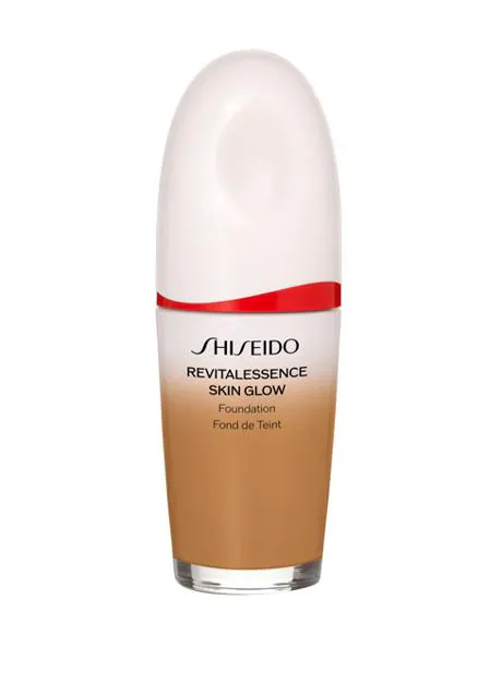 La base de maquillaje Revitalessence Skin Glow de Shiseido es perfecta para pieles maduras.