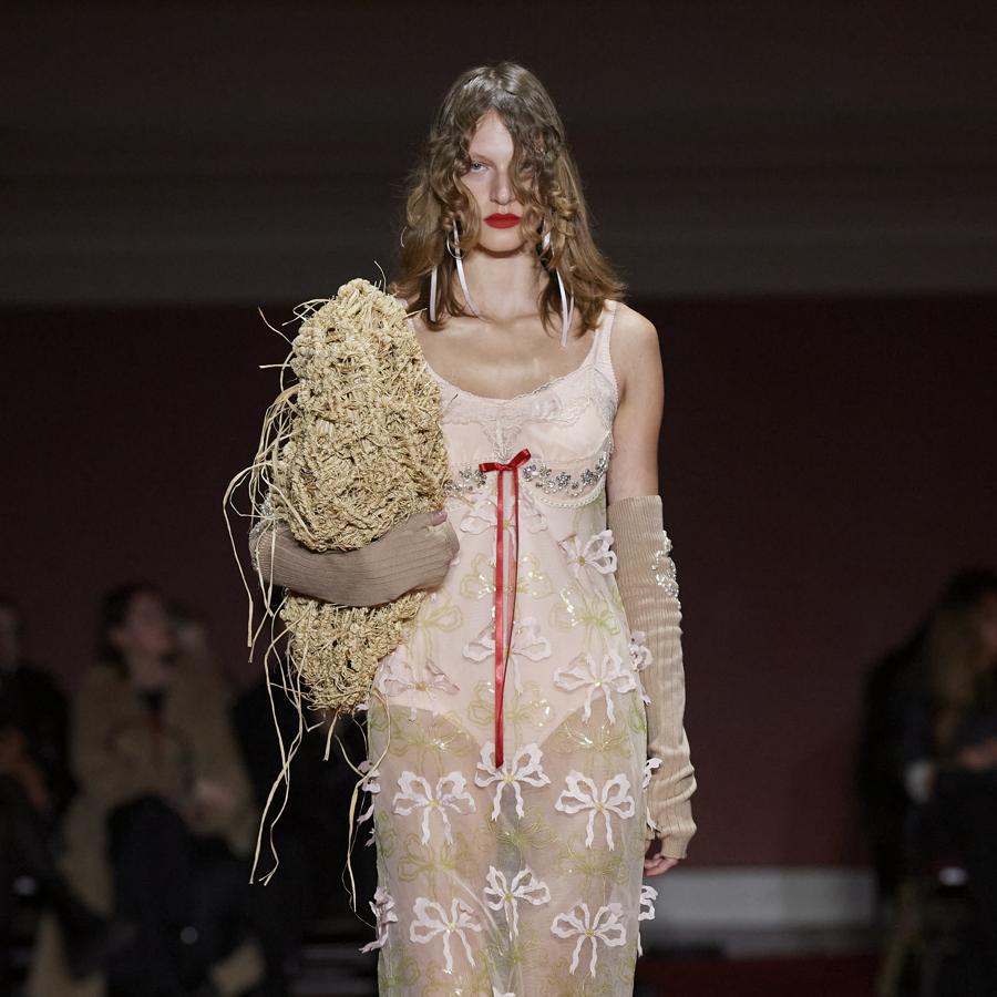 Simone Rocha diseñará la próxima colección de alta costura de Jean Paul Gaultier