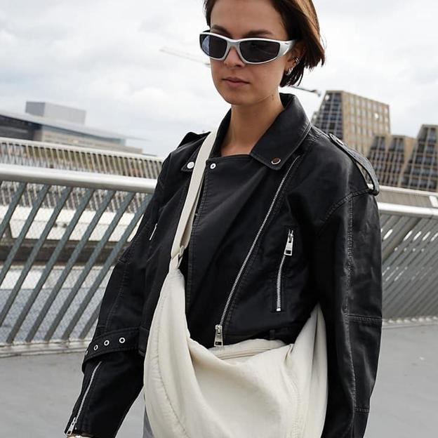 Efecto viejo, la tendencia que arrasa entre las más modernas porque quita años de encima