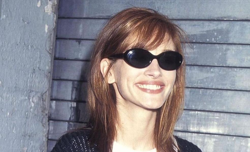 Preguntamos a un peluquero cómo conseguir el icónico corte de pelo a capas de Julia Roberts en los años 90