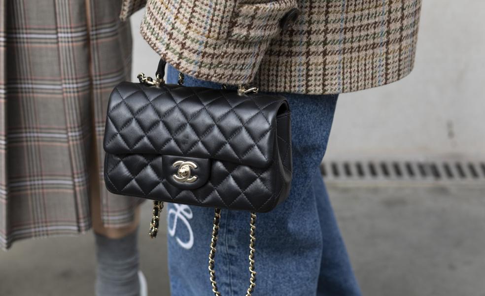 Bolsos acolchados, los favoritos para un estilo cozy que marca tendencia