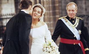 Así intentó boicotear la boda de la infanta Cristina e Iñaki Urdangarin el rey Juan Carlos (porque no soportaba al novio)