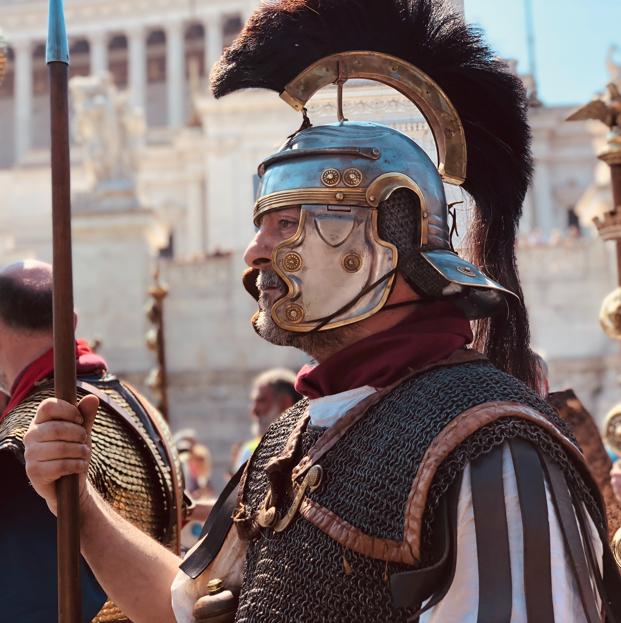 Sabemos por qué los hombres no dejan de pensar en el Imperio romano