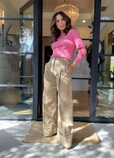 El pantalón de cuadros de Zara de Eva Longoria que inquieta a sus seguidores