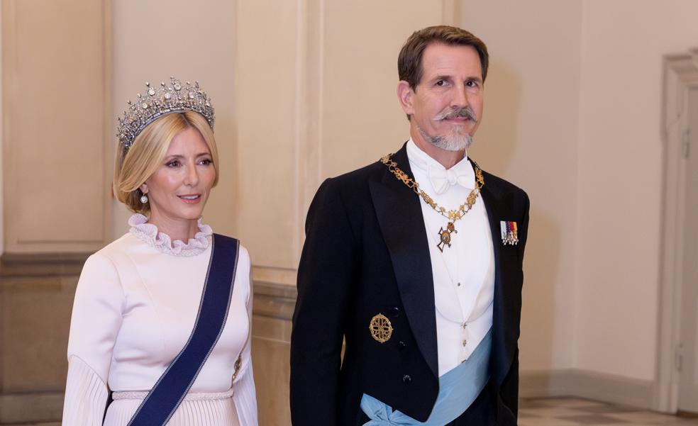 Marie Chantal Miller reaparece más royal que nunca con la tiara de diamantes que debería ser de la reina Letizia