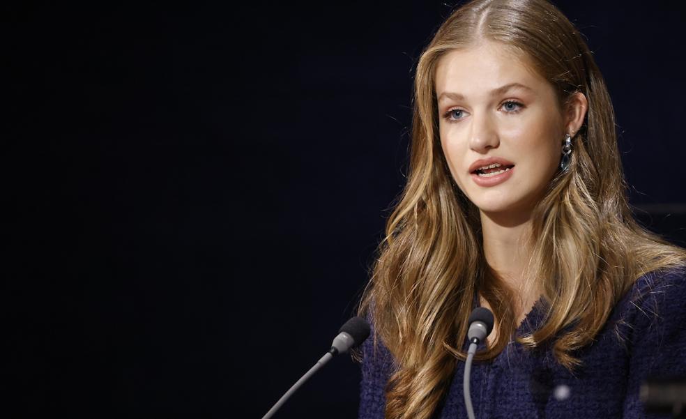 Nervios, errores y lágrimas: así han sido los discursos de Leonor y Meryl Streep en los Princesa de Asturias