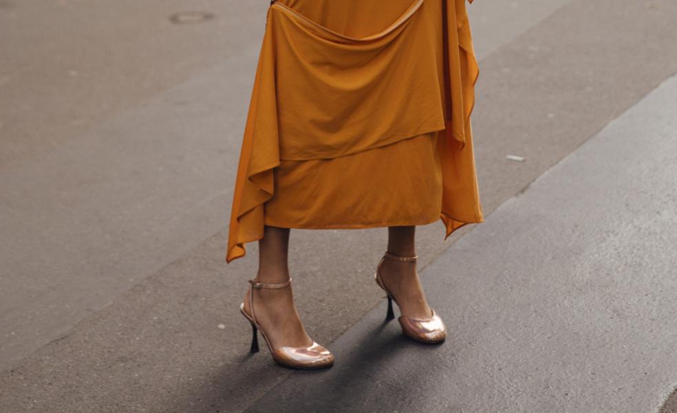 Estos son los mejores zapatos de terciopelo para invitadas a bodas de invierno