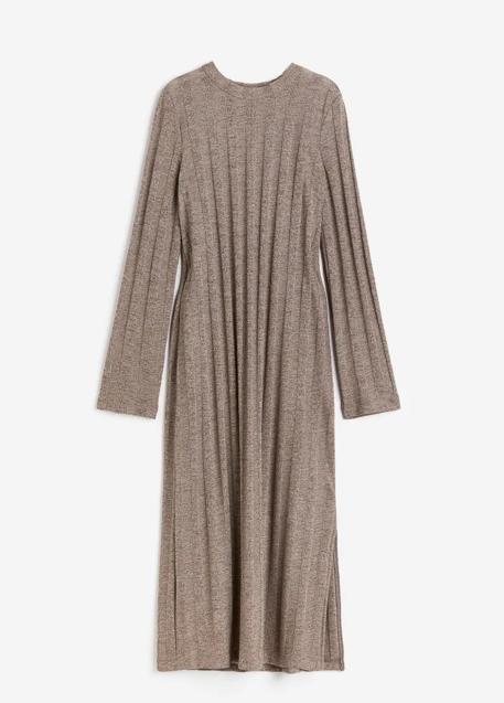 Vestido gris de H&M (29,99 euros)