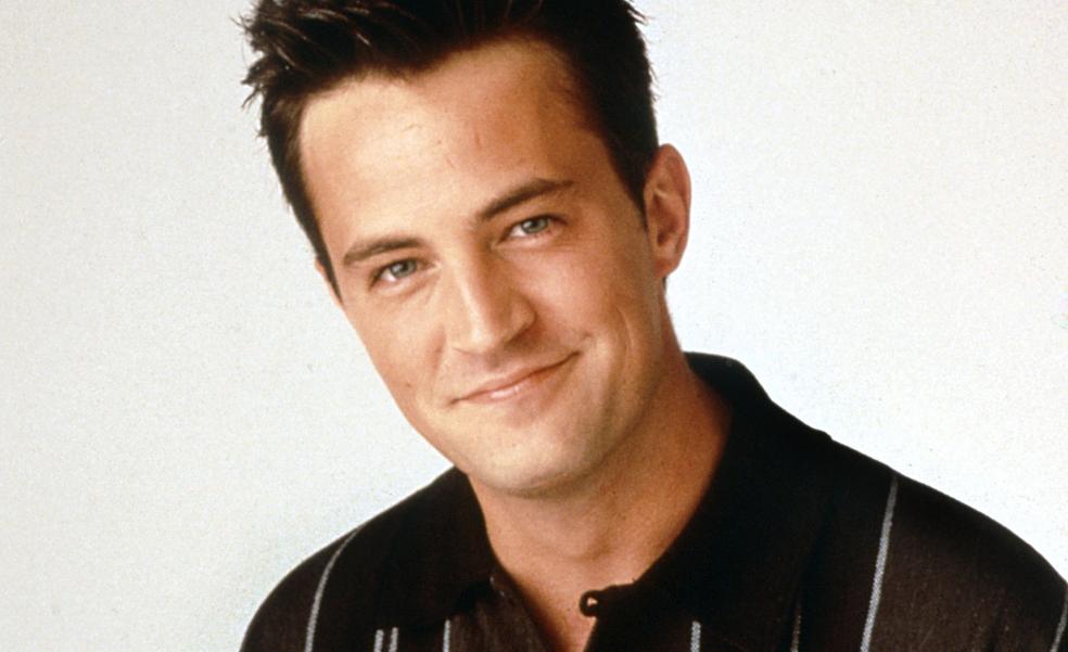 Muere Matthew Perry a los 54 años: así fue la vida de drogas, alcohol y excesos del actor de 'Friends'