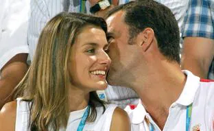 Así fue el noviazgo exprés de Felipe y Letizia hace 20 años: rumores, secretismo y amor a primera vista