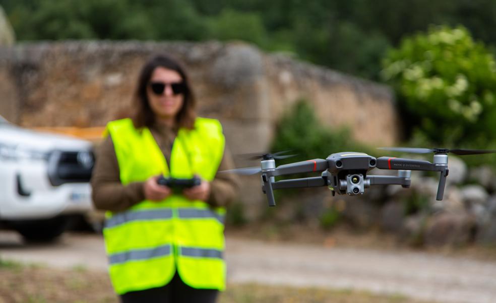 Ikea tienen un plan para luchar contra la despoblación rural y las mujeres y los drones son la clave