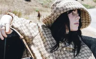 Billie Eilish con Gucci y Kim Kardashian con Swarovski: todo lo que necesitas saber del lujo