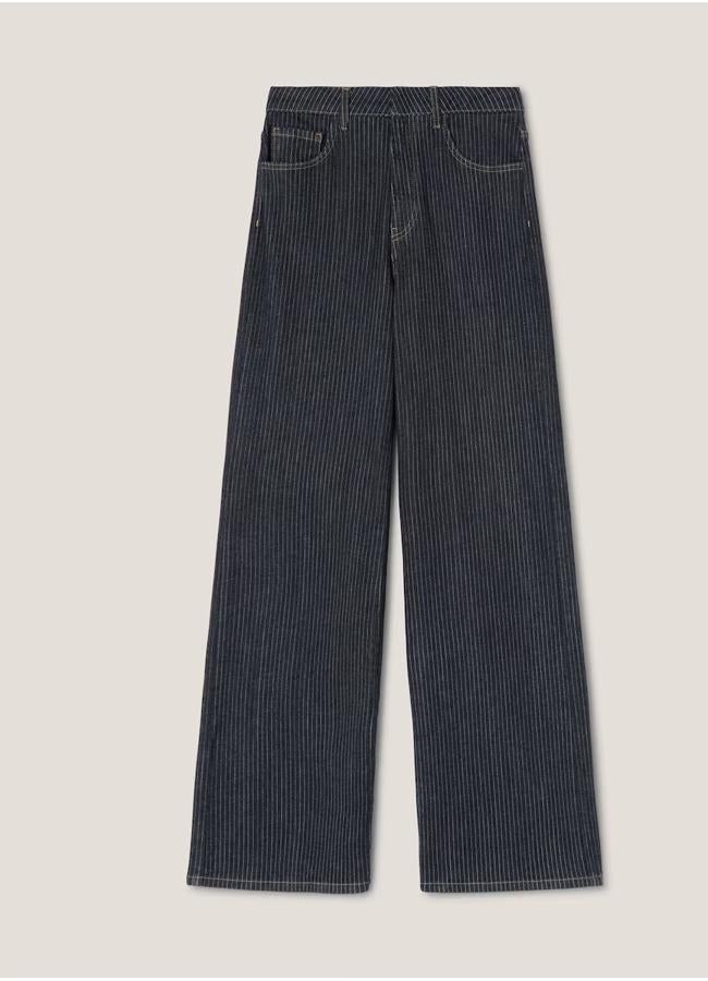 Jeans wide leg con raya diplomática de Motivi, 79,90 euros.