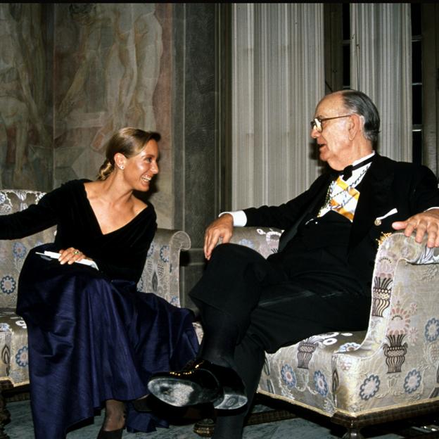 Marina Castaño con Camilo José Cela. 