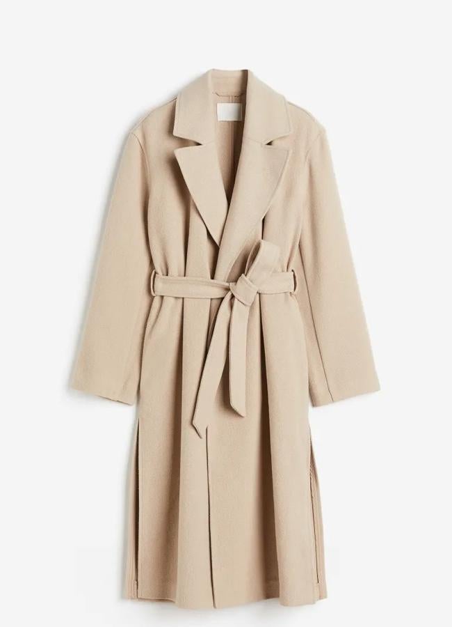 Abrigo de paño beige de H&M, 59,99 euros.