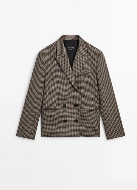 Chaqueta con estampado de cuadros de Massimo Dutti (149 euros)