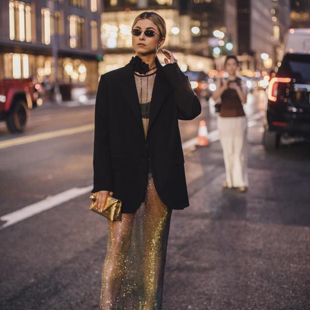 Sabemos dónde encontrar el look para ser la mejor vestida de todas las cenas de empresa en Navidad