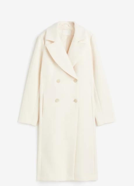 Abrigo blanco de H&M (59,99 euros)