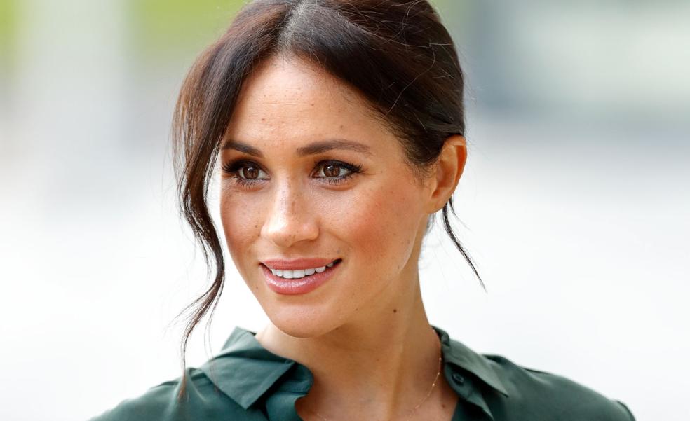 Lo que significa que Meghan Markle haya recuperado la pulsera de diamantes que le regaló Carlos III