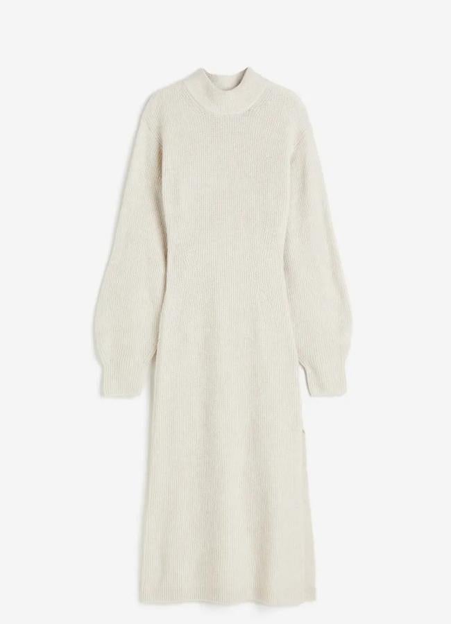 Vestido de punto blanco de H&M, 39,99 euros.