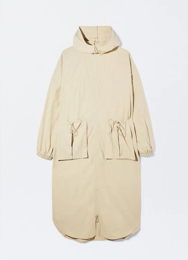 Parka con bolsillos de Parfois (59,99 euros). Foto: Parfois.