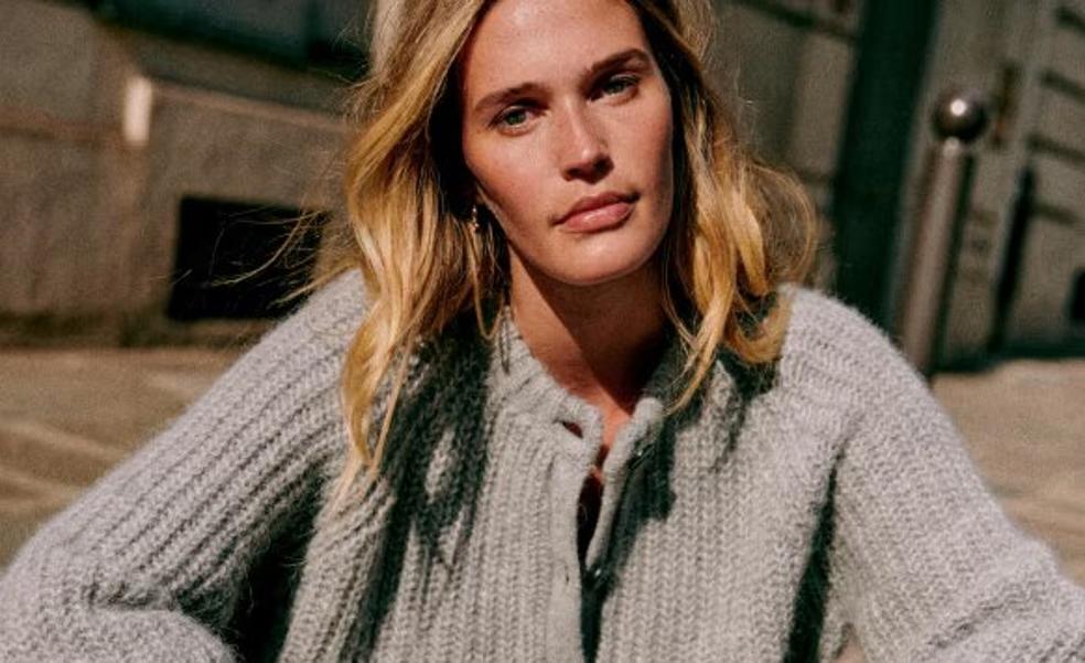 Las compras de invierno de Sfera: cardigans de punto, vestidos preciosos y accesorios elegantes