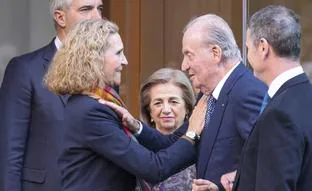 Lo que no se vio del 60 cumpleaños de la infanta Elena: el saludo secreto de Juan Carlos y el regalo inesperado de Letizia