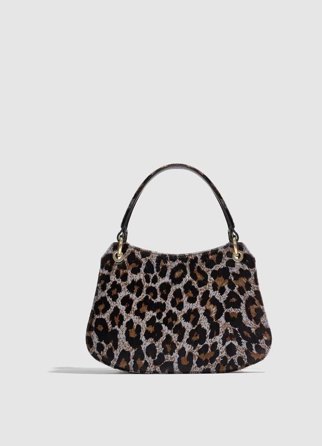 Bolso de mano con estampado animal de Phialebel.