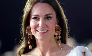 Las famosas mejor y peor vestidas del 2023: del imponente Alexander McQueen de Kate Middleton al Louis Vuitton de Ana de Armas