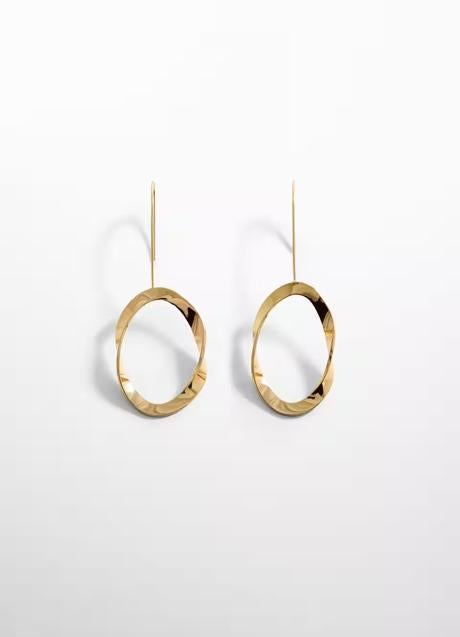 Pendientes dorados de Mango (9,99 euros)