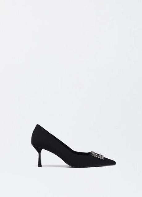 Zapatos negros de Parfois (39,99 euros)