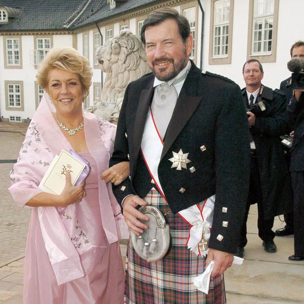 El padre y la madrastra de Mary de Dinamarca el día de la boda de la princesa danesa. 