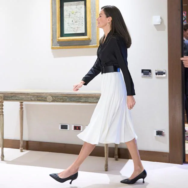 As son los nuevos zapatos favoritos de la reina Letizia Mujer Hoy