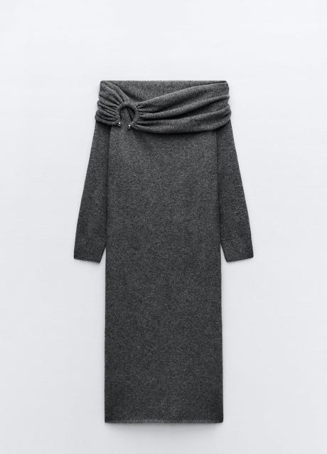 Vestido gris de Zara (35,99 euros)